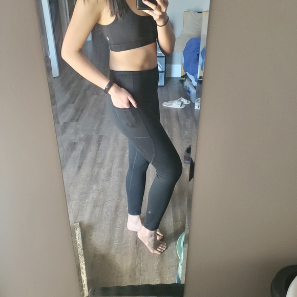 High waisted pocket leggings - Picture 3 of 3